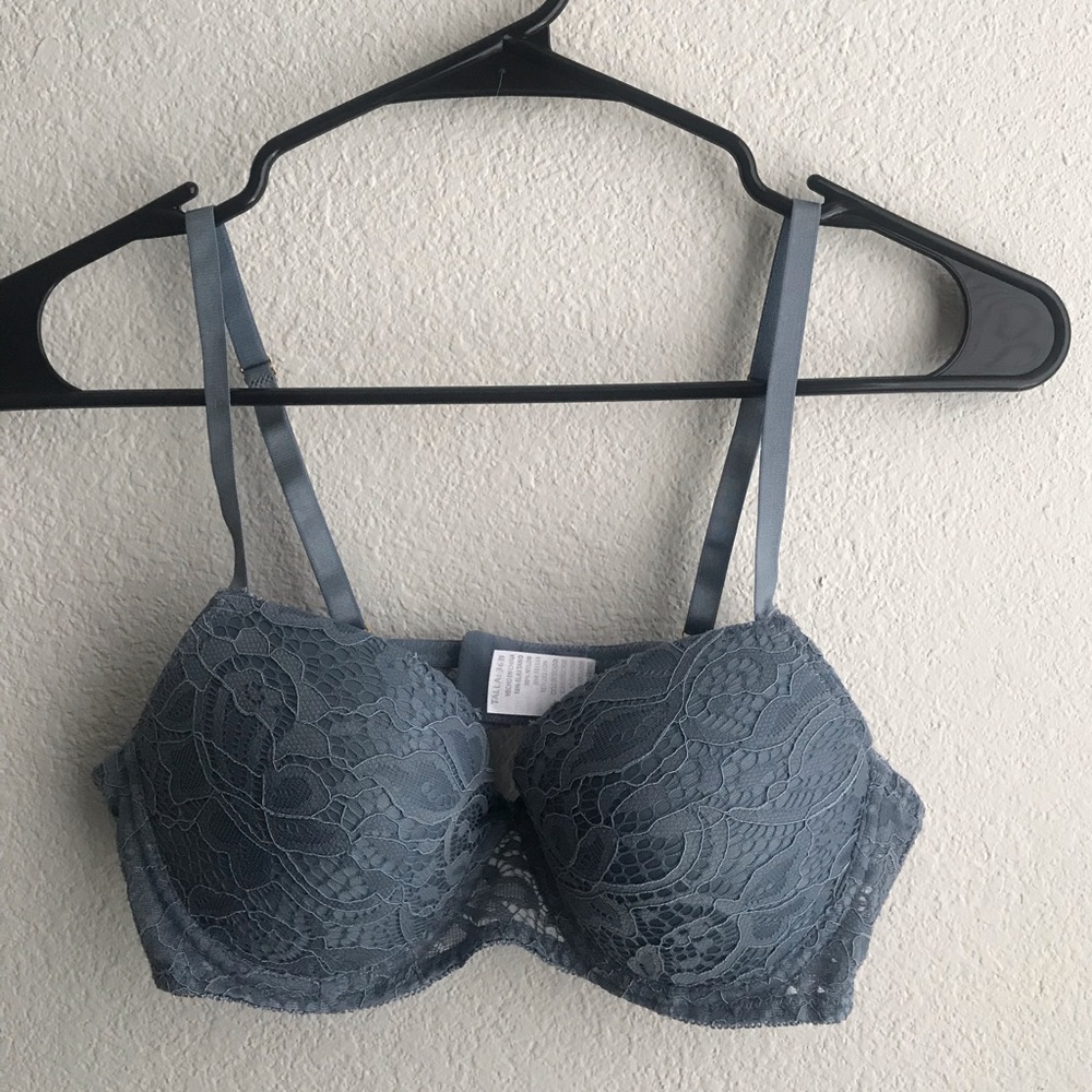 36B Blue bra